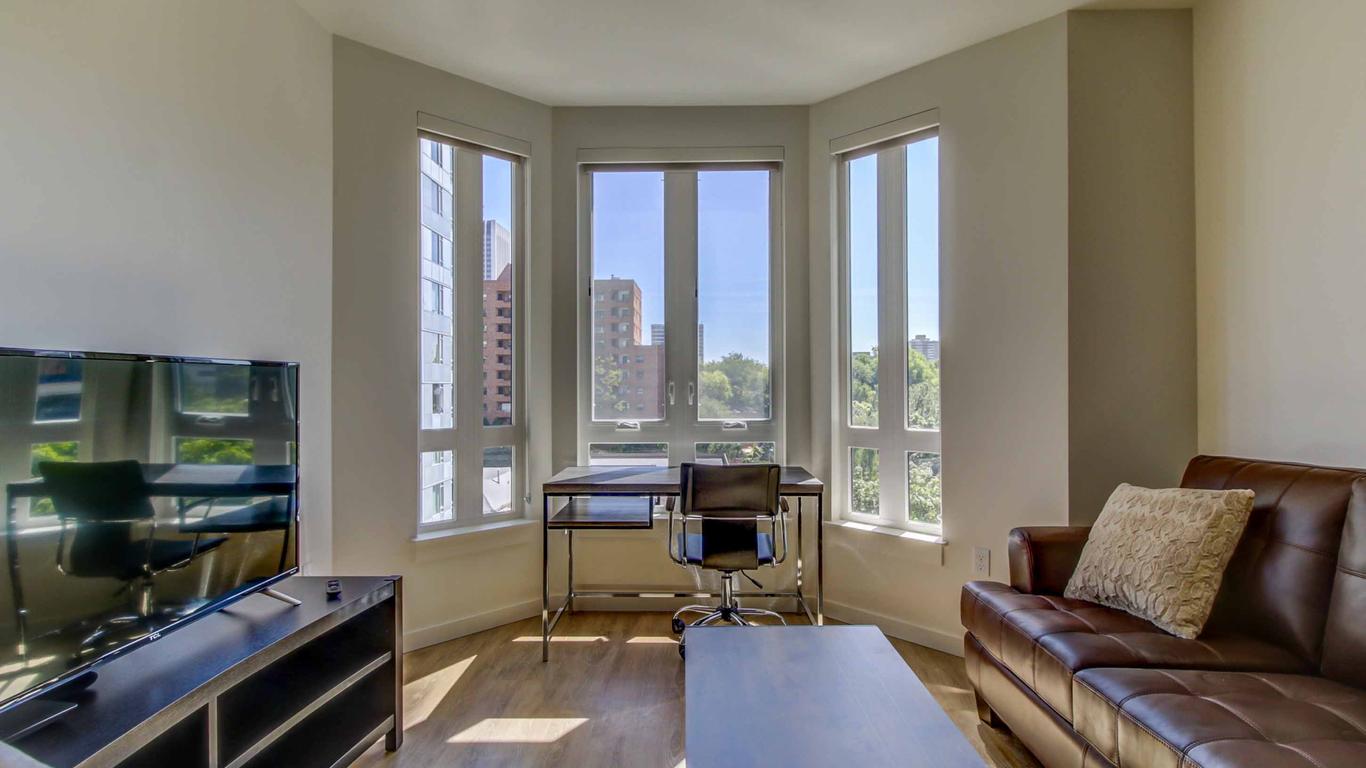 Pelicanstay at Portland University