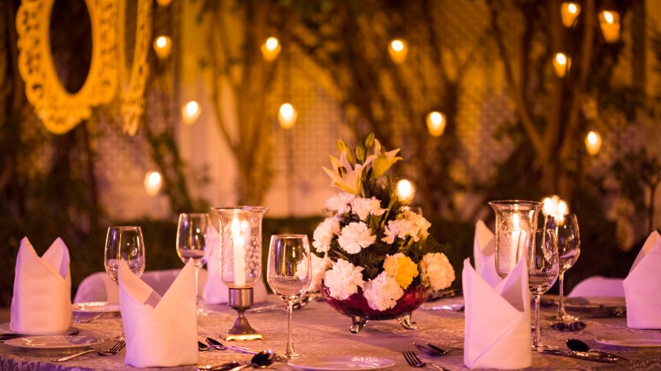 Banquet hall