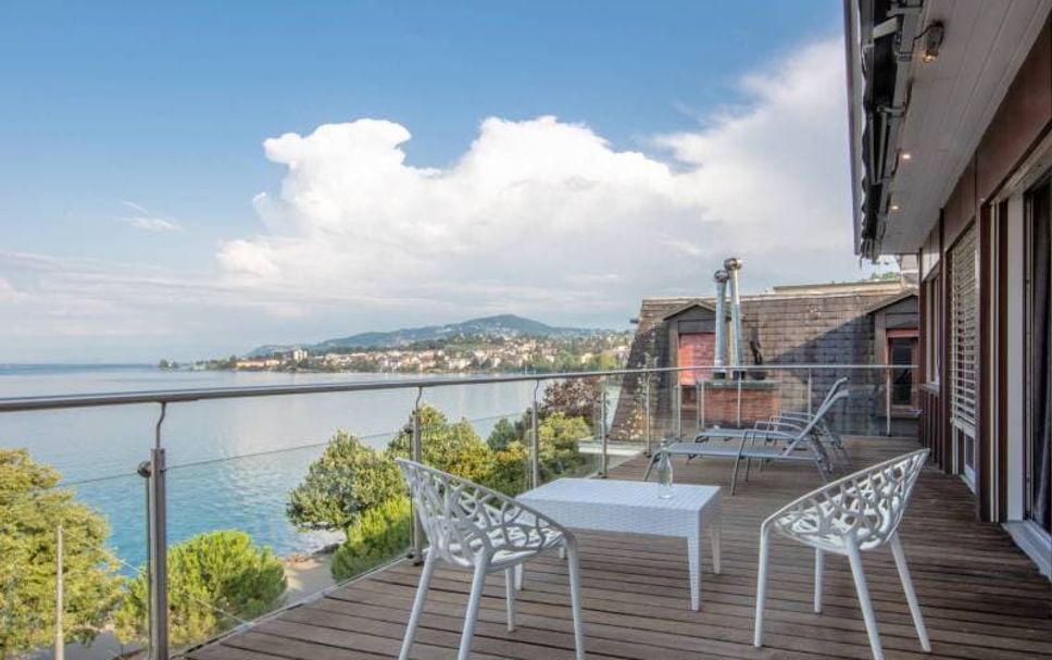 Balcony Photo
