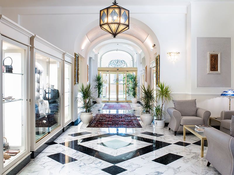 Lobby Photo