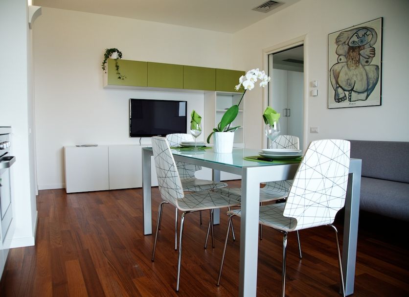 Dining room Photo
