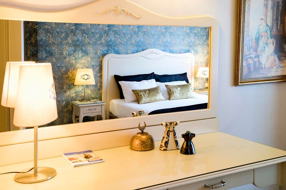 Room amenity